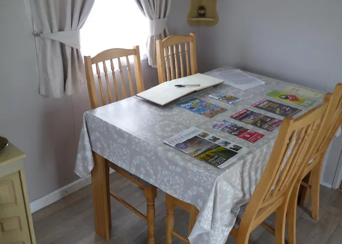 L&G Family Holidays 4 Berth Coral Beach Gen Familys Only And Lead Person Must Be Over 30 (Adults Only)